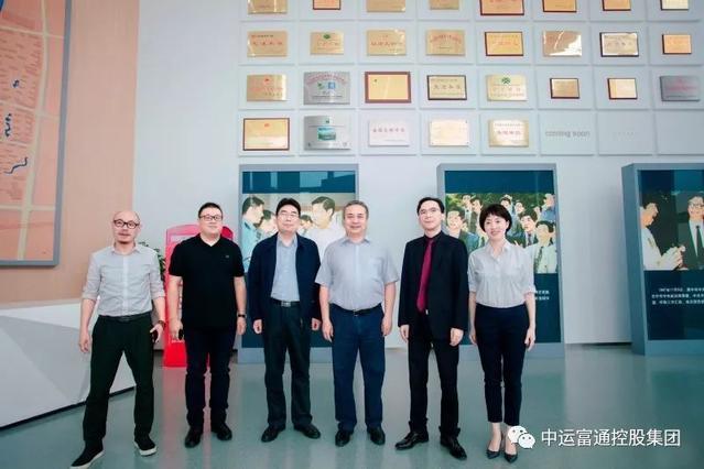 武漢長江新城管委會一行考察上海庚創(chuàng)科技智慧城市實(shí)踐項目