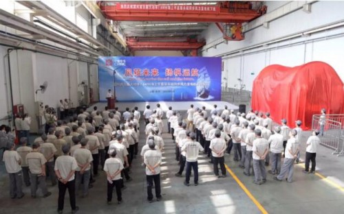 國內(nèi)最大功率海上半直驅(qū)永磁同步風(fēng)力發(fā)電機(jī)成功下線！