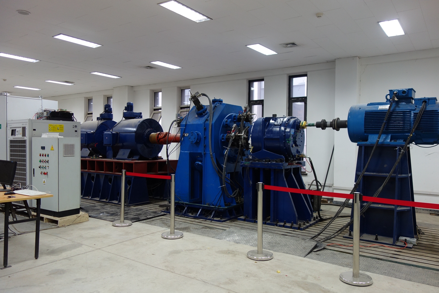 國家科技支撐計(jì)劃課題“大型風(fēng)電機(jī)組傳動鏈測試技術(shù)研究”通過技術(shù)驗(yàn)收