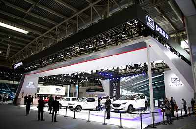新能源車一片向好，傳統(tǒng)車市不斷下行